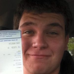 Meet your Posher, Sam